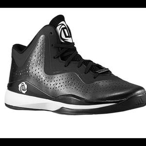 Basketball shoes